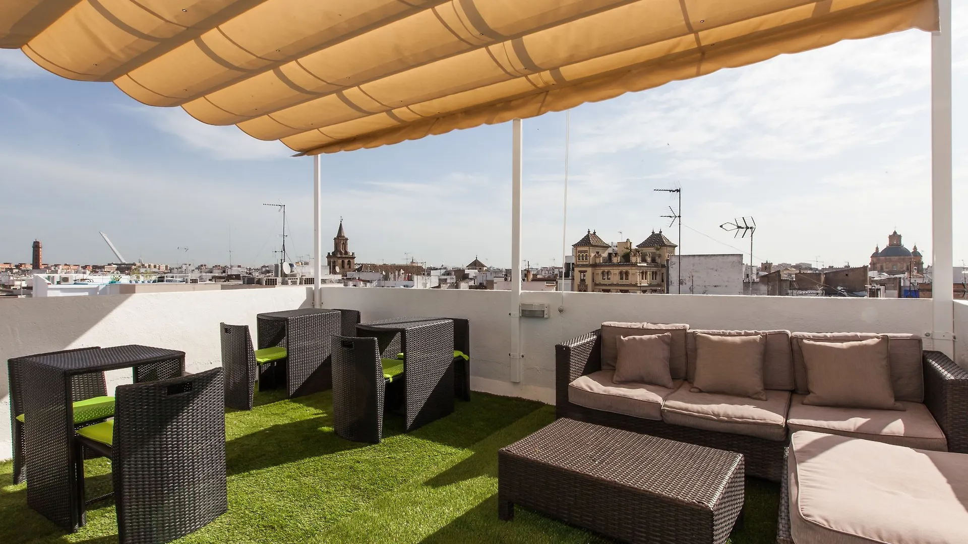 Holi-Rent Hob Apartamento 32 Sevilla